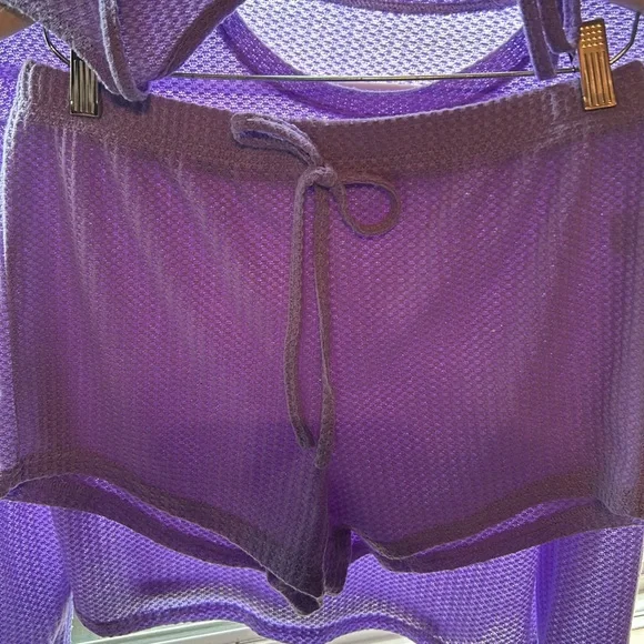 Beautiful 3 piece sleep set in purple. No tags. size large. Wash/hung to dry. - Picture 3 of 6